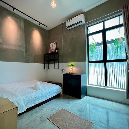 Dosomething Guest House 5 Ipoh Esterno foto