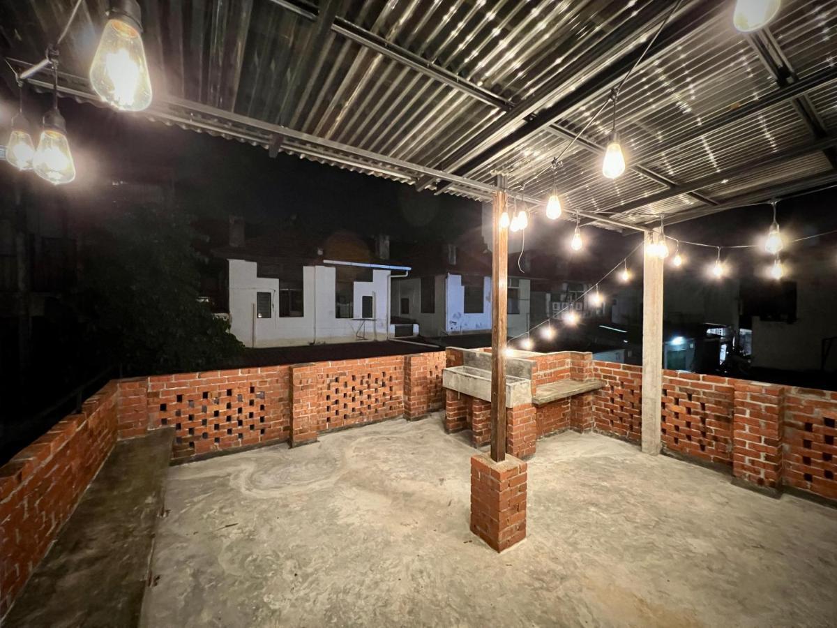 Dosomething Guest House 5 Ipoh Esterno foto
